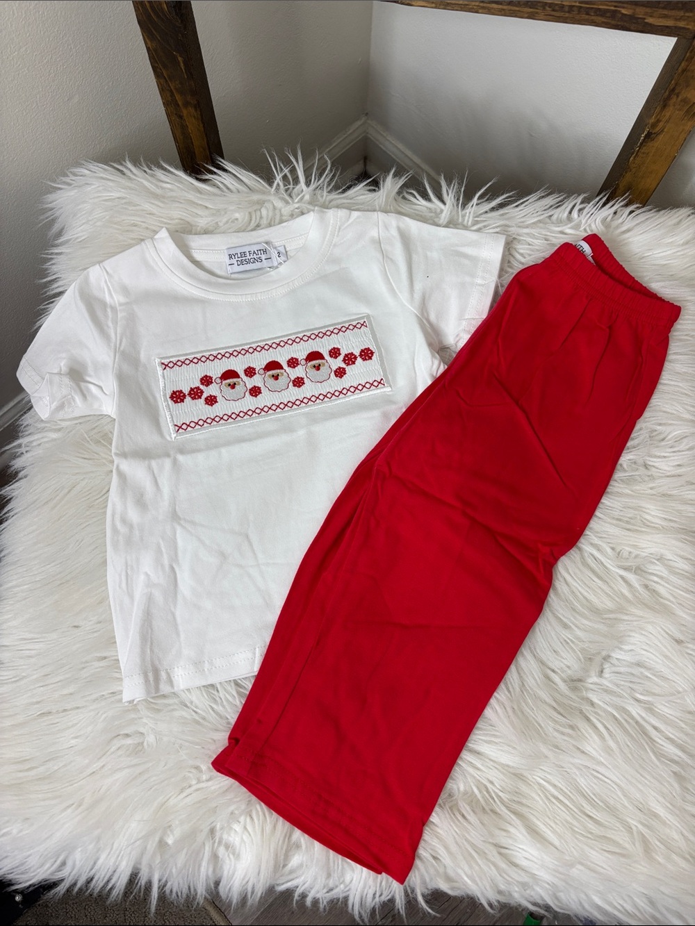 Kids White & Red Santa Smocked Outfit Set Size 2